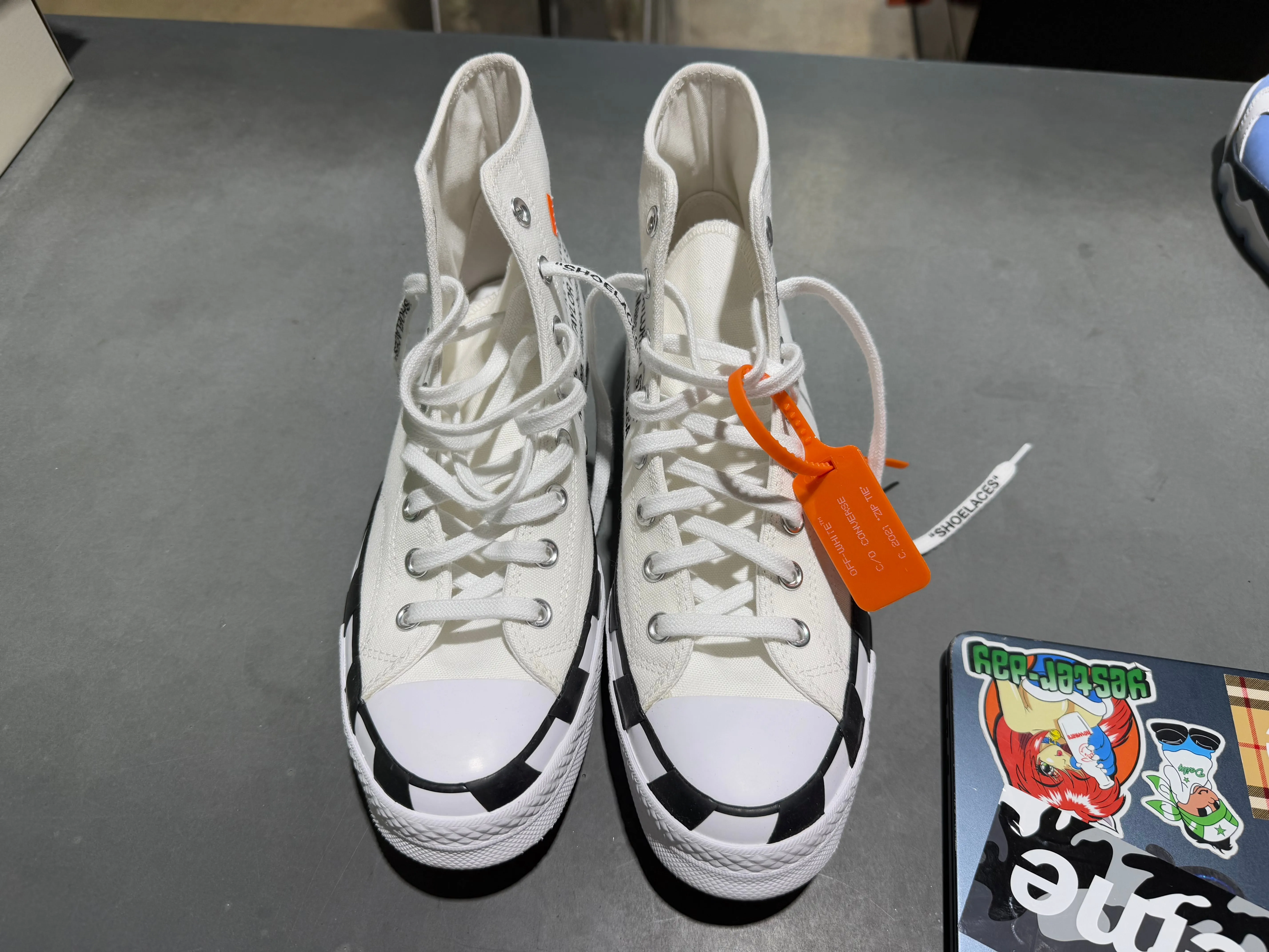Converse Chuck 70 Off White Hi Size 9.5