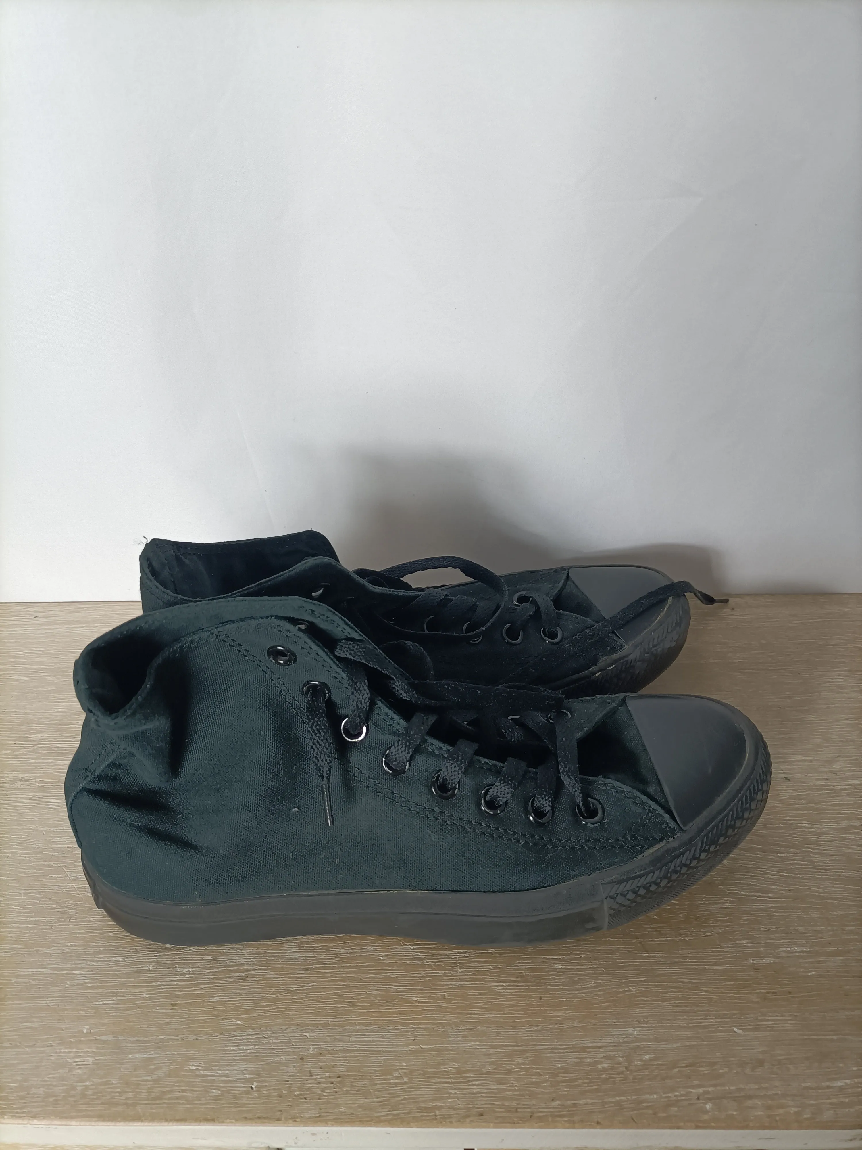CONVERSE. Zapatillas negras T.41,5