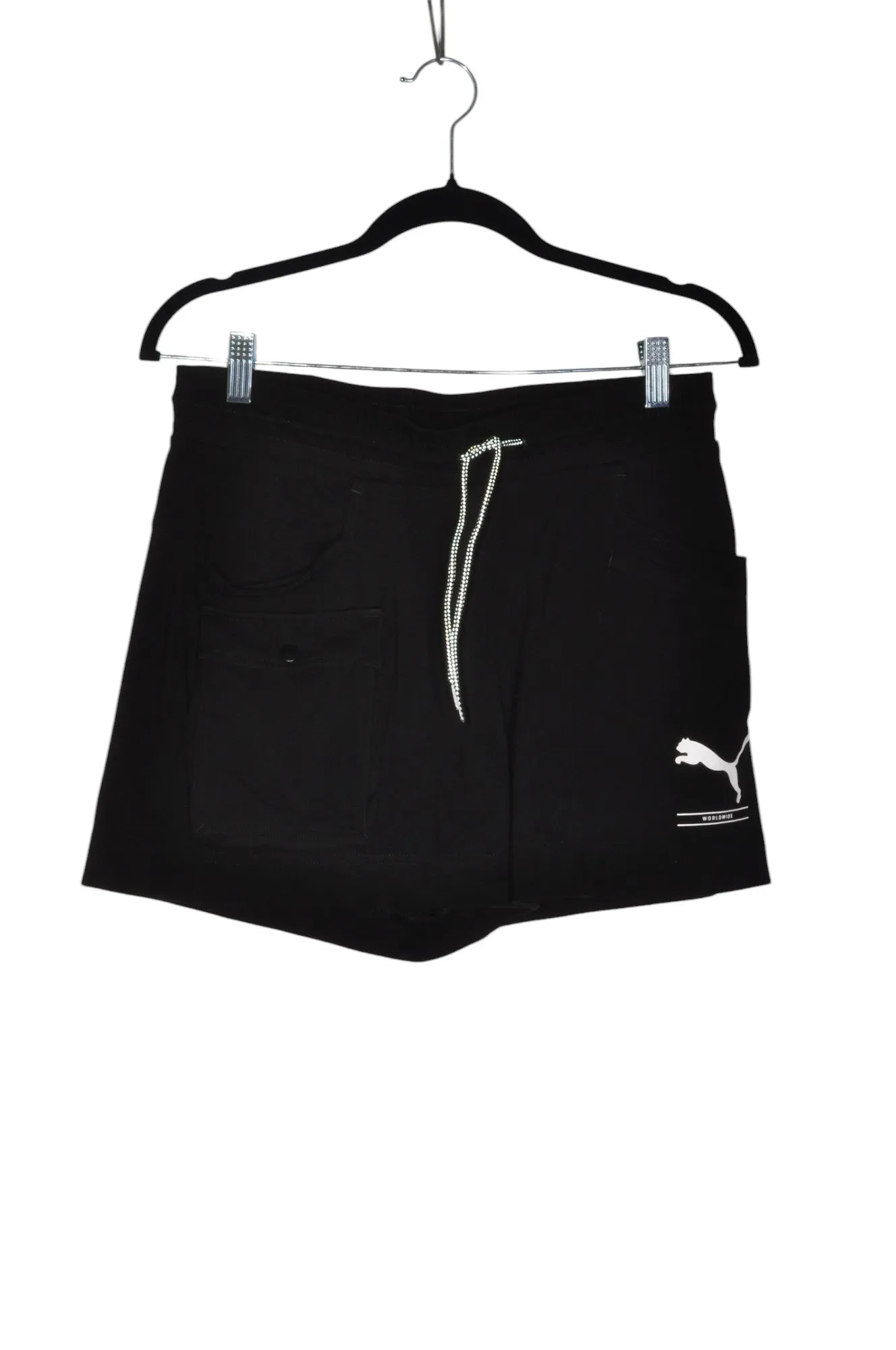 PUMA Women Classic Shorts Regular fit in Black - L