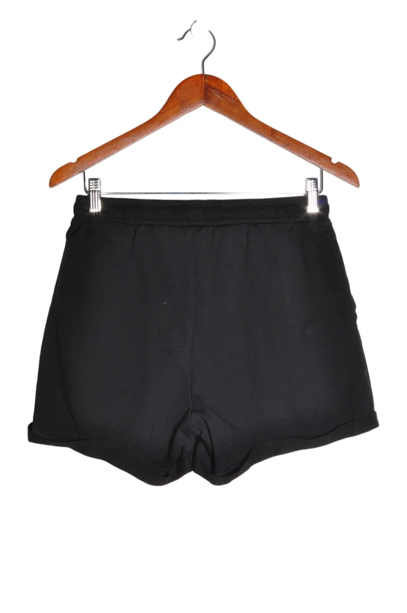PUMA Women Classic Shorts Regular fit in Black - M